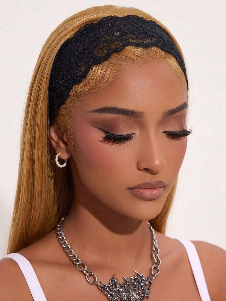Lace Headband for Women – Twist Detail, Floral Texture – Perfect for Daily Wear, Summer & Beach Vacations – Polyester, One Size