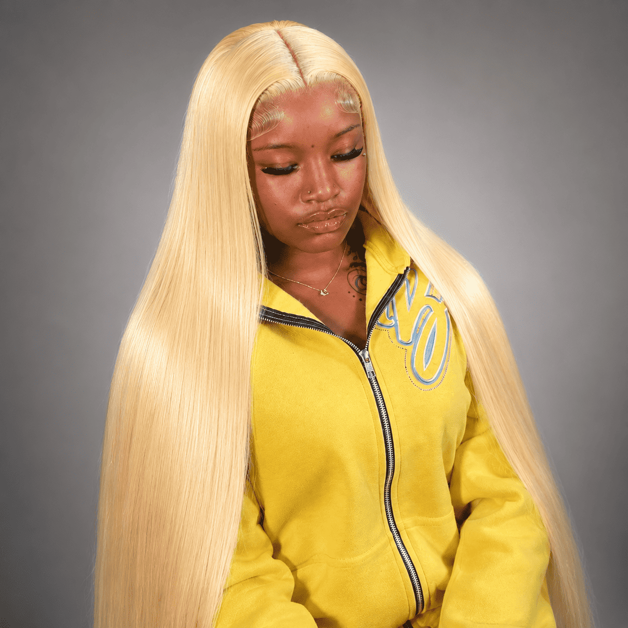 Glueless Straight Lace Front Human Hair Wig for Women – 13x4/13x6 Transparent Lace, Pre-Plucked with Baby Hair, 200% Density – Perfect for Everyday Wear & Special Occasions – Brazilian Human Hair Blend, 40 Inch, Blonde (S613)